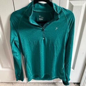 Old Navy Active Go-Dry 1/4-Zip Pullover